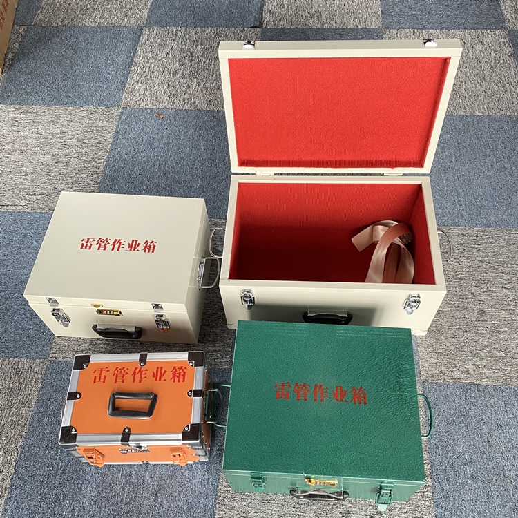 大英爆破工程作业箱如何选择？玻璃钢与传统材质的全面对比
